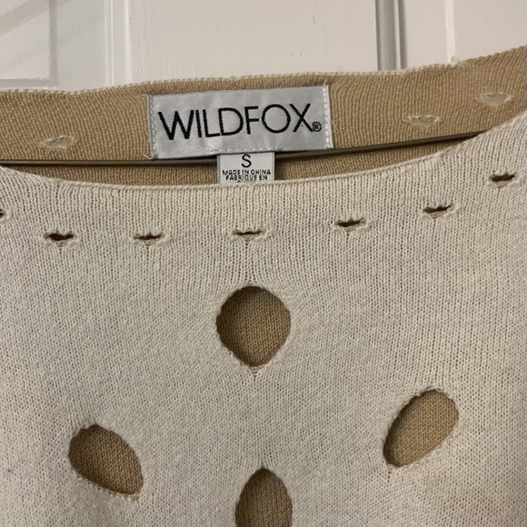 WILDFOX cropped ivory sweater ivory cute cutout design and puffed sleeves S - Picture 4 of 5